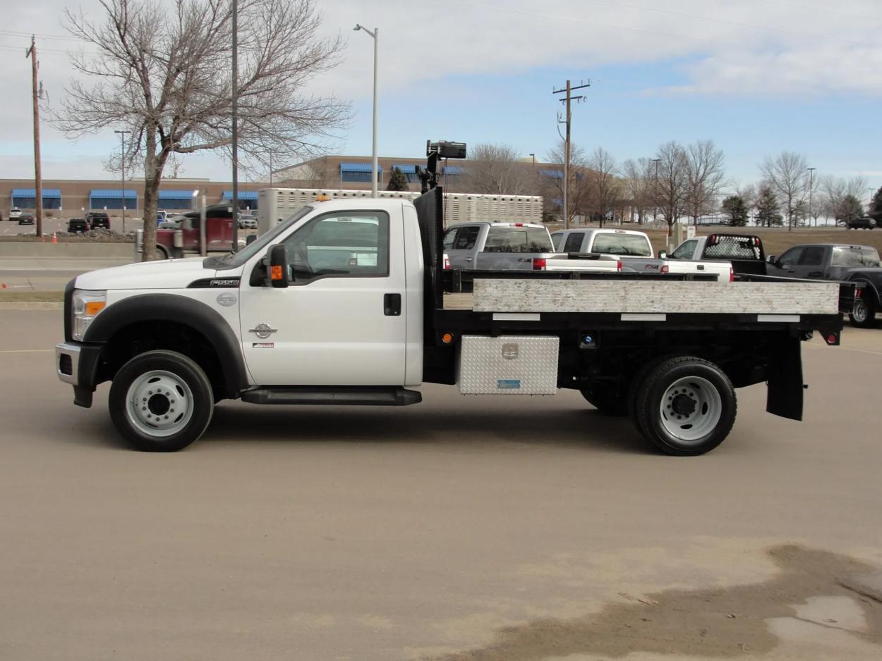 2014 Ford F-550 | Photo 2 of 14