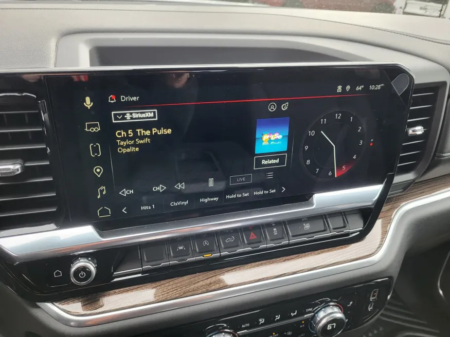 2026 GMC Sierra 1500 Elevation | Photo 13 of 23