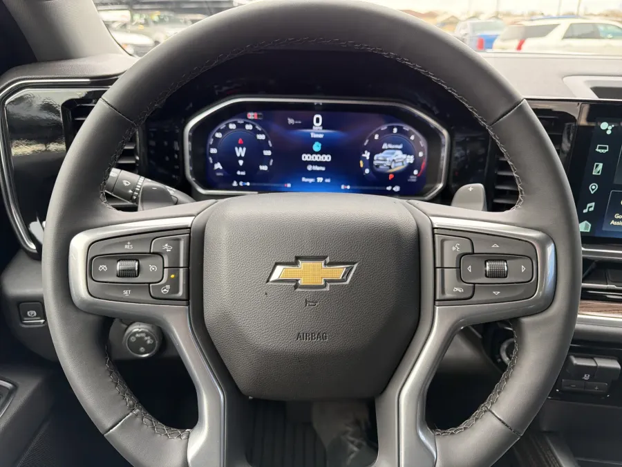 2026 Chevrolet Silverado 1500 LT | Photo 18 of 20