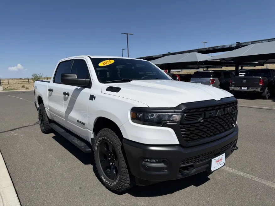 2025 RAM 1500 Warlock | Photo 3 of 18