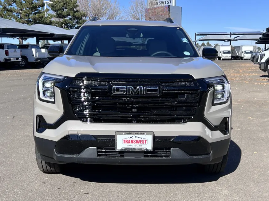 2026 GMC Terrain AWD Elevation | Photo 4 of 28