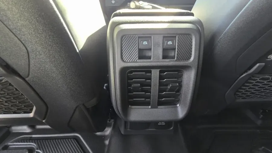 2025 Ford Bronco | Photo 28 of 29