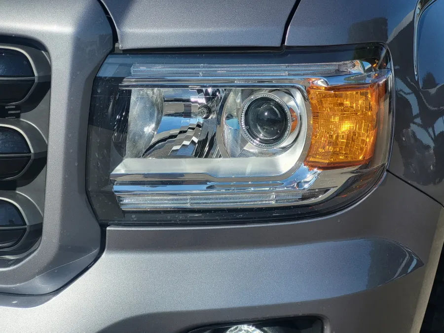2019 GMC Canyon 4WD SLE | Photo 7 of 24