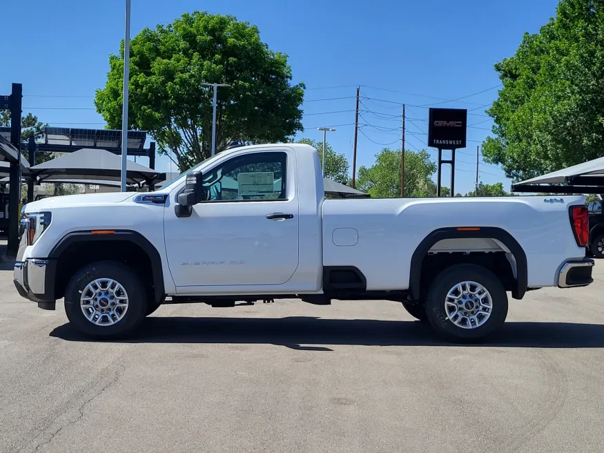 2026 GMC Sierra 2500HD Pro | Photo 3 of 22