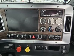 2022 Western Star 49X | Thumbnail Photo 11 of 16