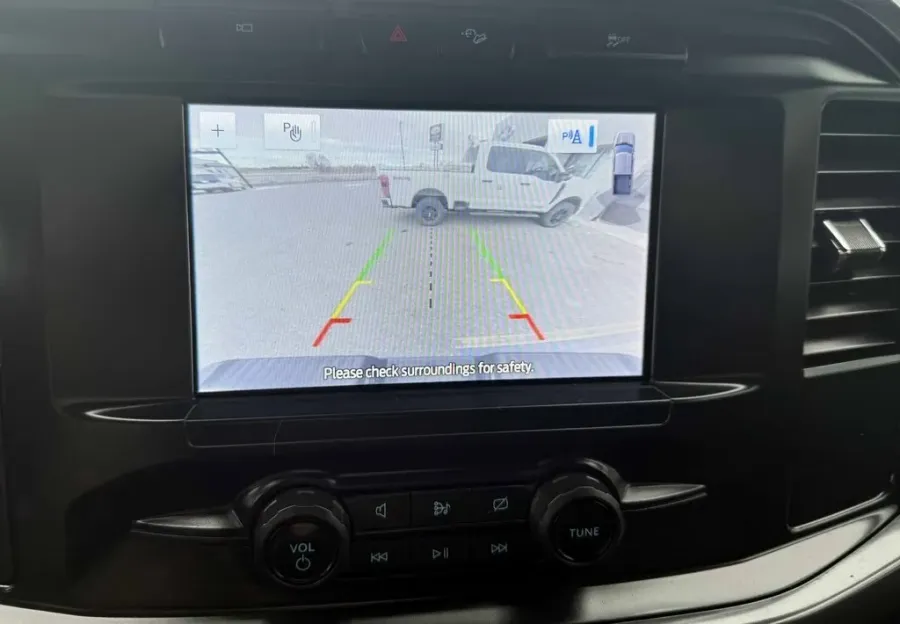 2023 Ford F-150 | Photo 16 of 21