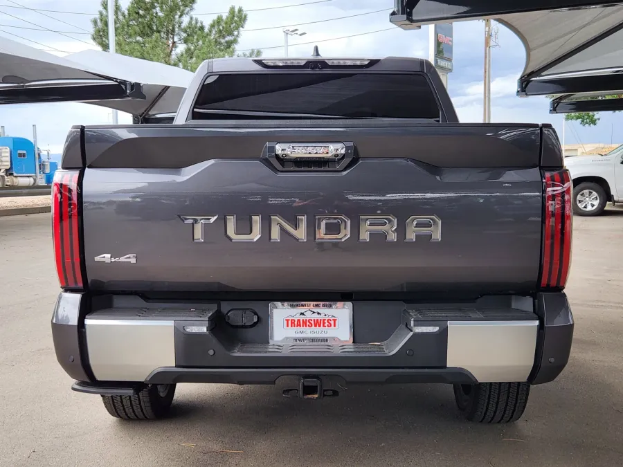 2024 Toyota Tundra 4WD Capstone Hybrid | Photo 12 of 30