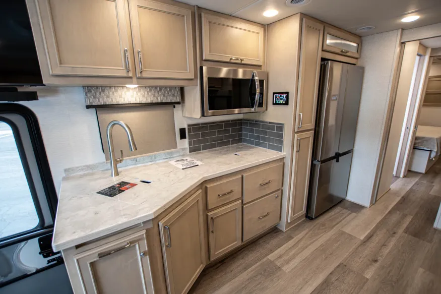 2026 Renegade Verona 36VSB | Photo 14 of 25