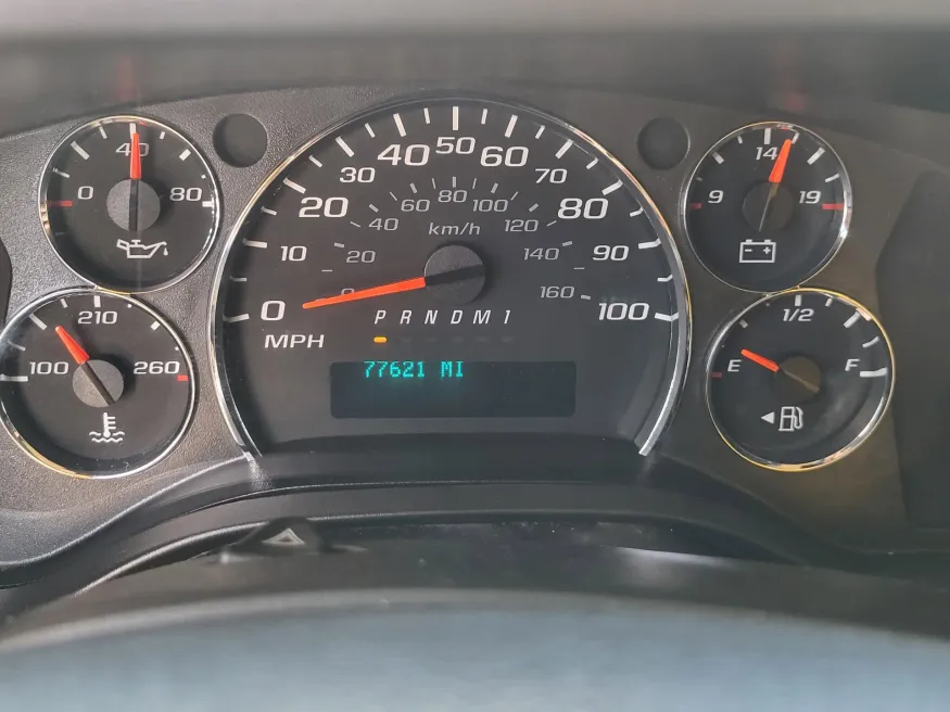 2017 GMC Savana Commercial Cutaway CUTWAY | Photo 13 of 20