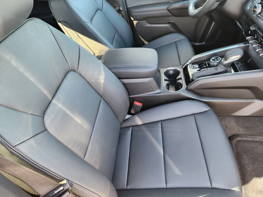 2026 GMC Canyon 4WD Elevation | Photo 9 of 20