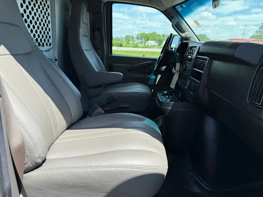 2020 Chevrolet Express 2500 Work Van | Photo 6 of 23