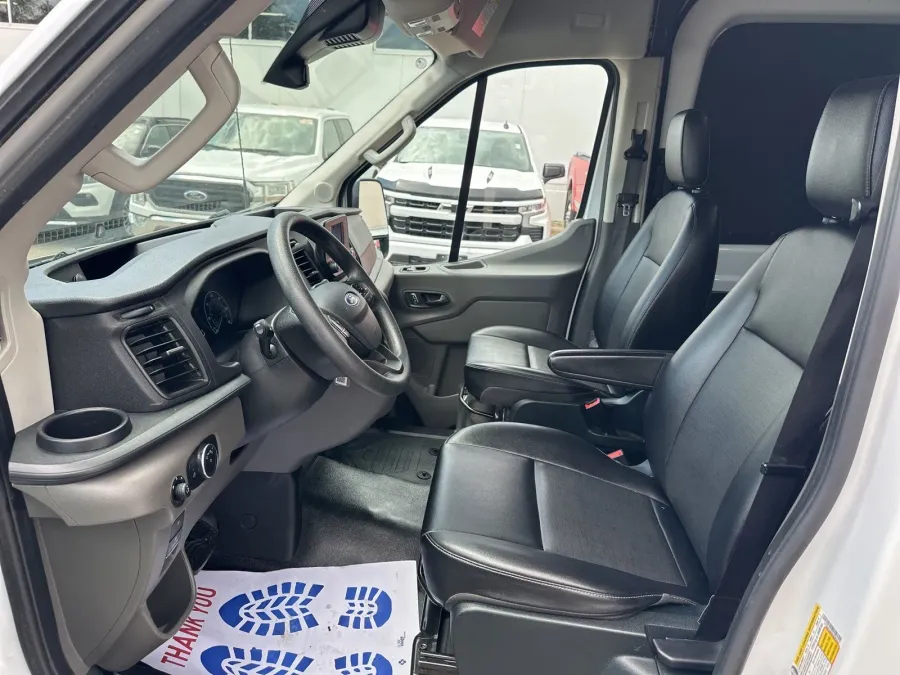 2023 Ford Transit-250 Base | Photo 7 of 16