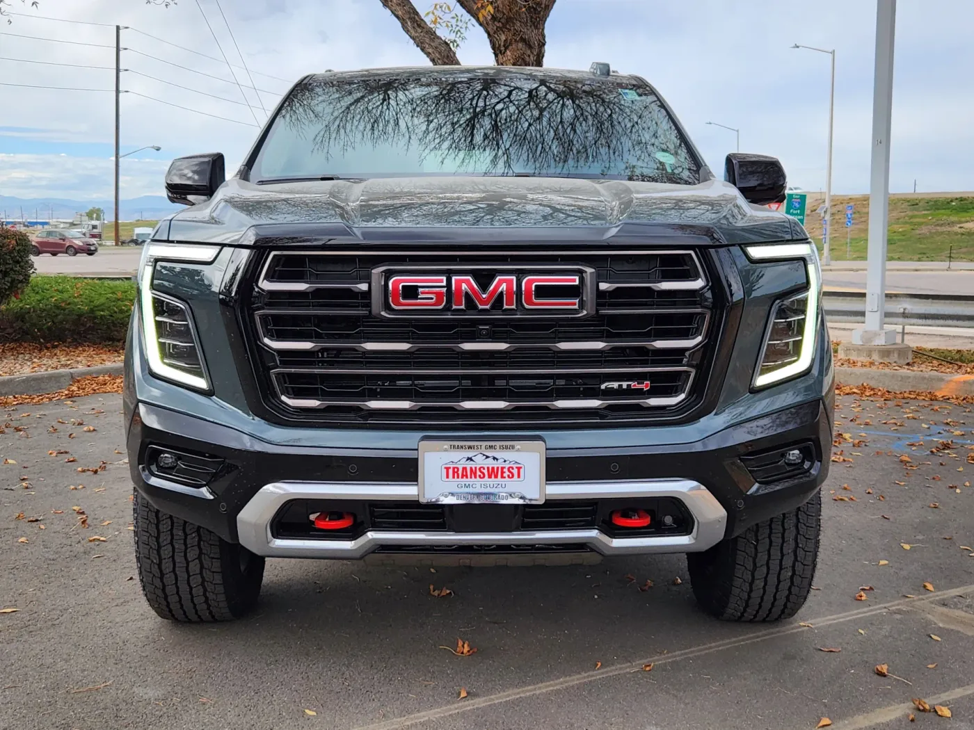 2026 GMC Yukon AT4 Ultimate | Photo 4 of 33