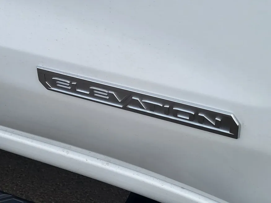 2026 GMC Sierra 1500 Elevation | Photo 7 of 23