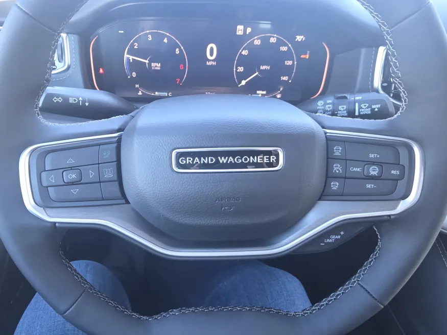 2026 Jeep Grand Wagoneer Limited Reserve | Photo 24 of 29