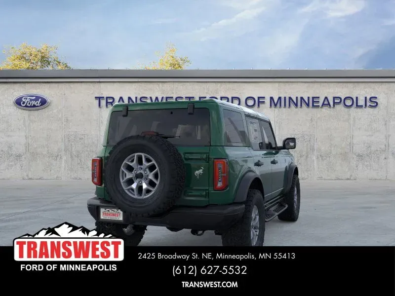 2025 Ford Bronco Badlands | Photo 7 of 25