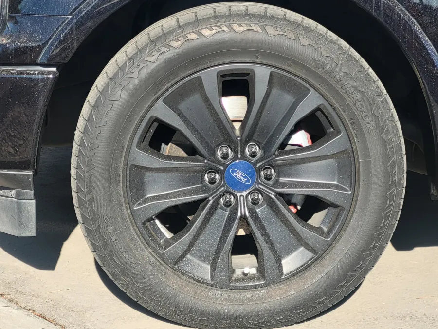 2020 Ford F-150 | Photo 3 of 5