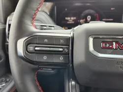 2026 GMC Yukon AT4 Ultimate | Thumbnail Photo 26 of 33