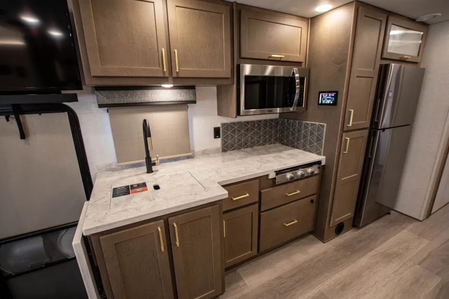 2026 Renegade Valencia 36SB | Photo 16 of 22