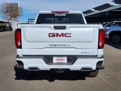 2026 GMC Sierra 1500 Denali | Thumbnail Photo 12 of 31