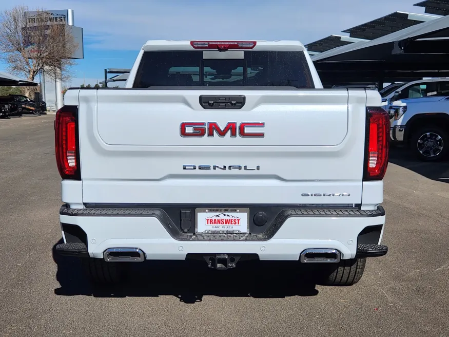 2026 GMC Sierra 1500 Denali | Photo 12 of 31