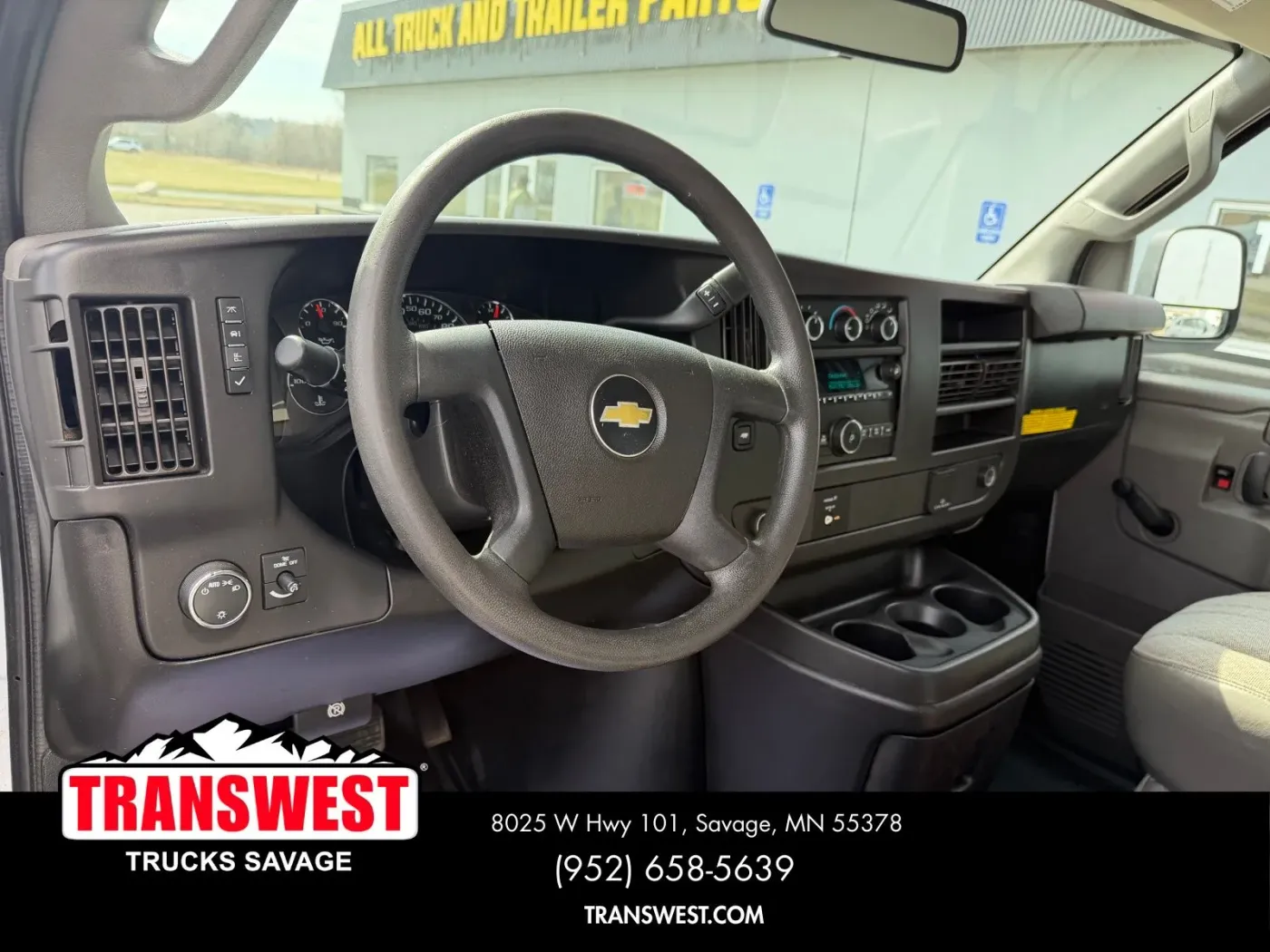 2018 Chevrolet Express 3500 Work Van | Photo 5 of 19