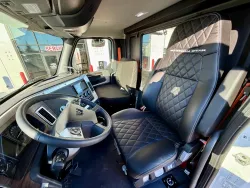 2026 Western Star 47X | Thumbnail Photo 9 of 14