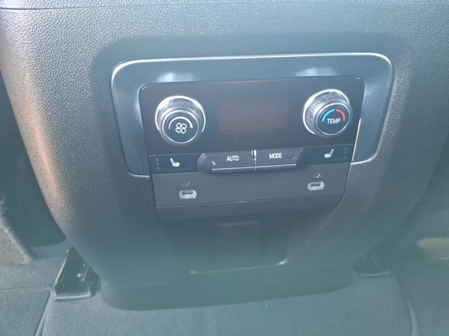 2023 Chevrolet Tahoe High Country | Photo 13 of 23