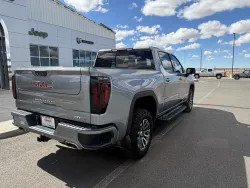 2023 GMC Sierra 1500 AT4 | Thumbnail Photo 7 of 21