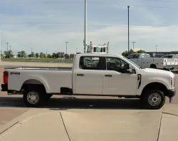 2025 Ford F-250 | Thumbnail Photo 4 of 15