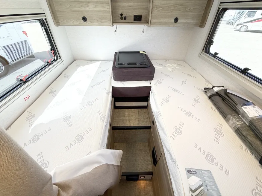 2027 Winnebago EKKO 23B | Photo 13 of 23