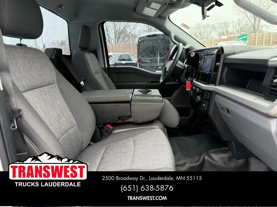 2024 Ford Super Duty F-350 XL | Photo 8 of 15