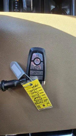 2023 Ford F-150 | Thumbnail Photo 25 of 33