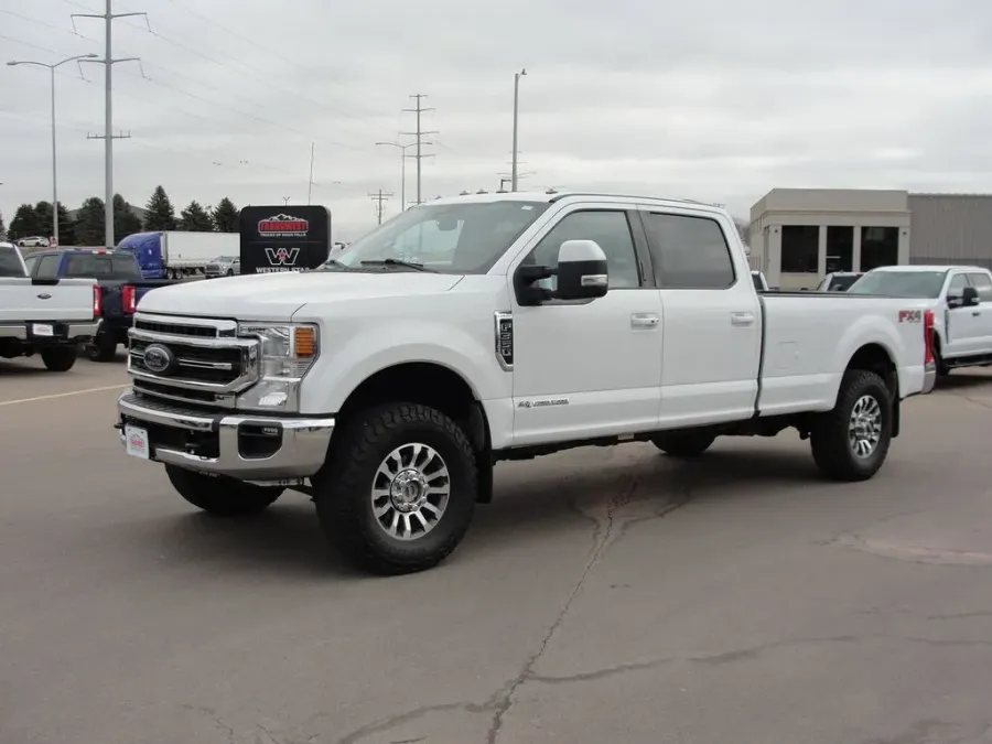 2020 Ford Super Duty F-350 Lariat | Photo 38 of 38