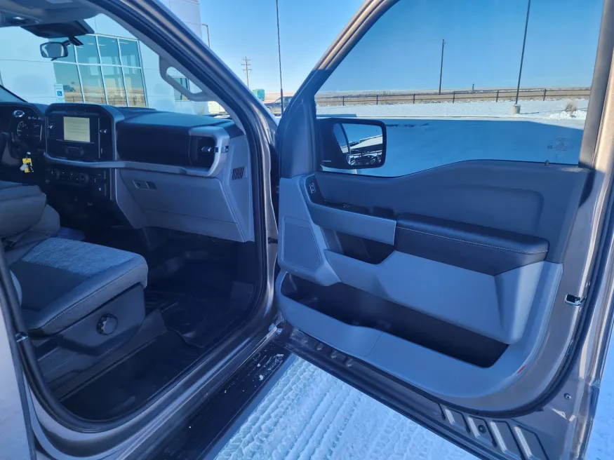 2023 Ford F-150 XL | Photo 16 of 27