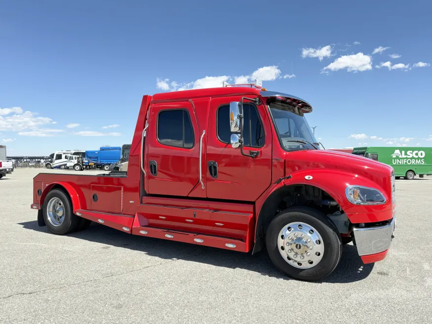 2023 Freightliner M2 106 Summit Hauler | Photo 24 of 24