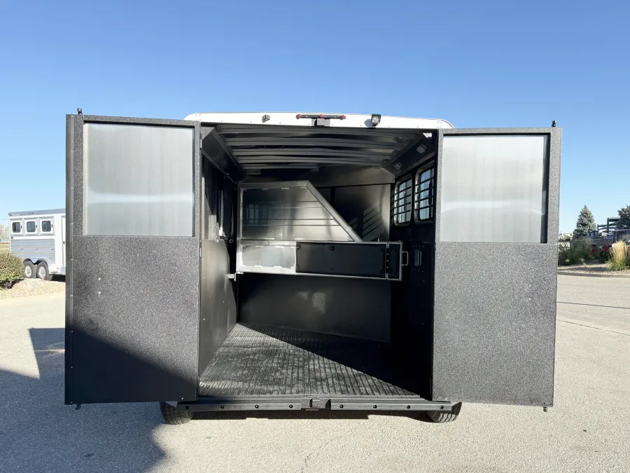 2026 Logan Coach Bullseye 2HGN | Photo 10 of 15