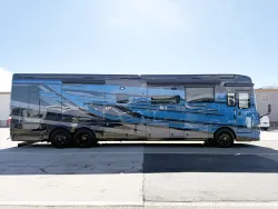 2026 Newmar London Aire 4540 | Thumbnail Photo 3 of 7