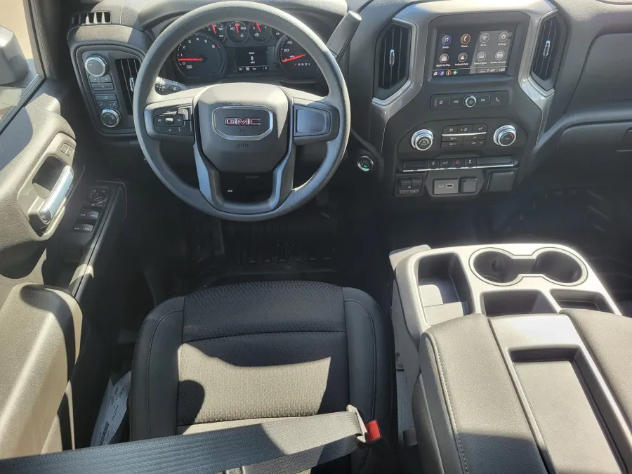 2026 GMC Sierra 2500HD Pro | Photo 24 of 30