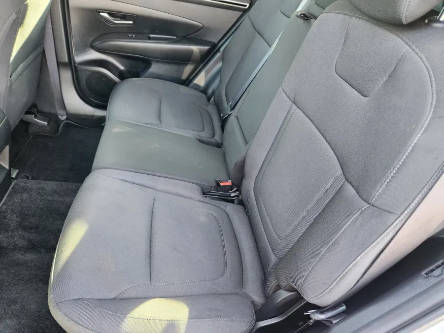 2022 Hyundai Tucson SE | Photo 17 of 20