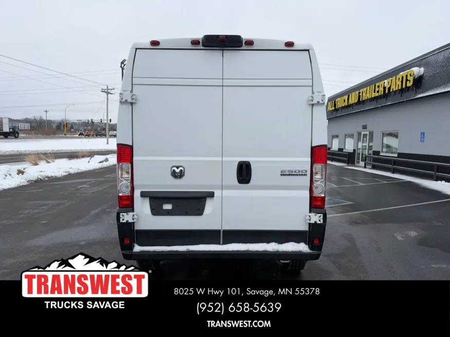 2025 RAM ProMaster 2500 High Roof | Photo 3 of 20