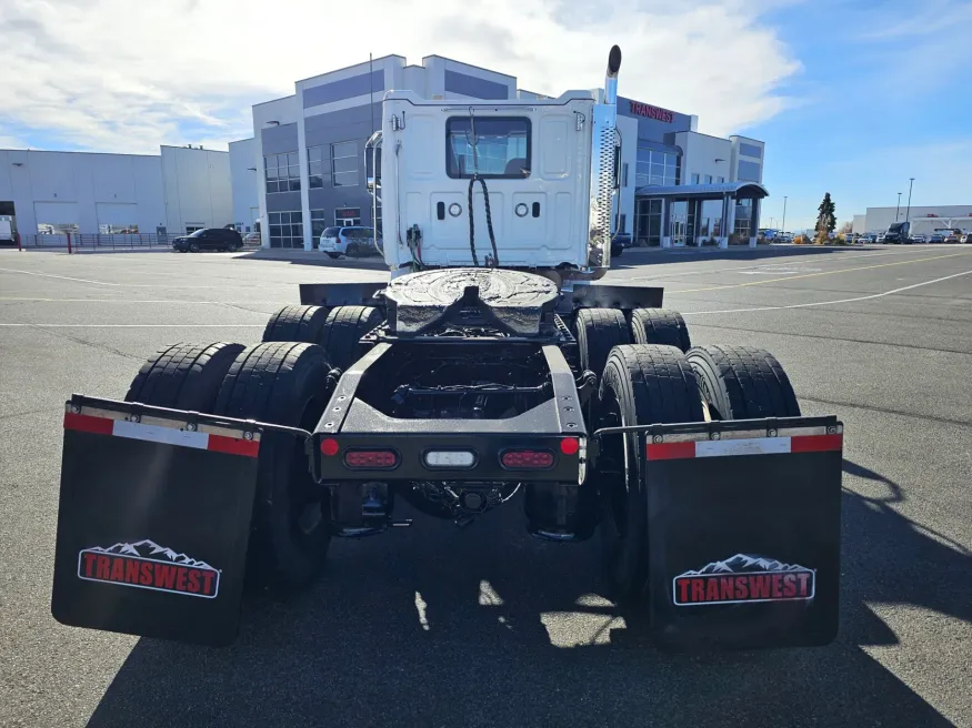 2025 Western Star 47X | Photo 6 of 14