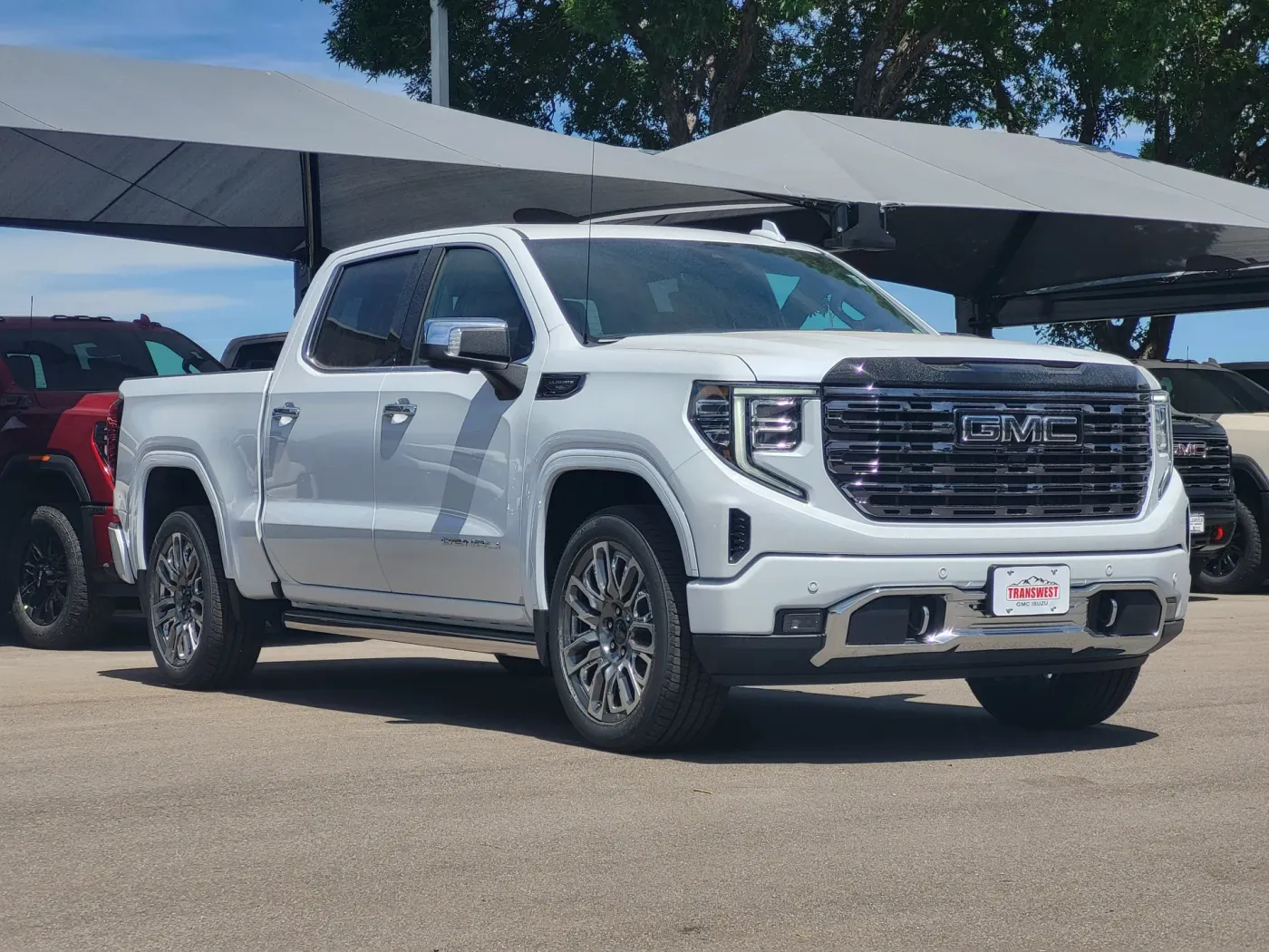 2026 GMC Sierra 1500 Denali Ultimate | Photo 2 of 26