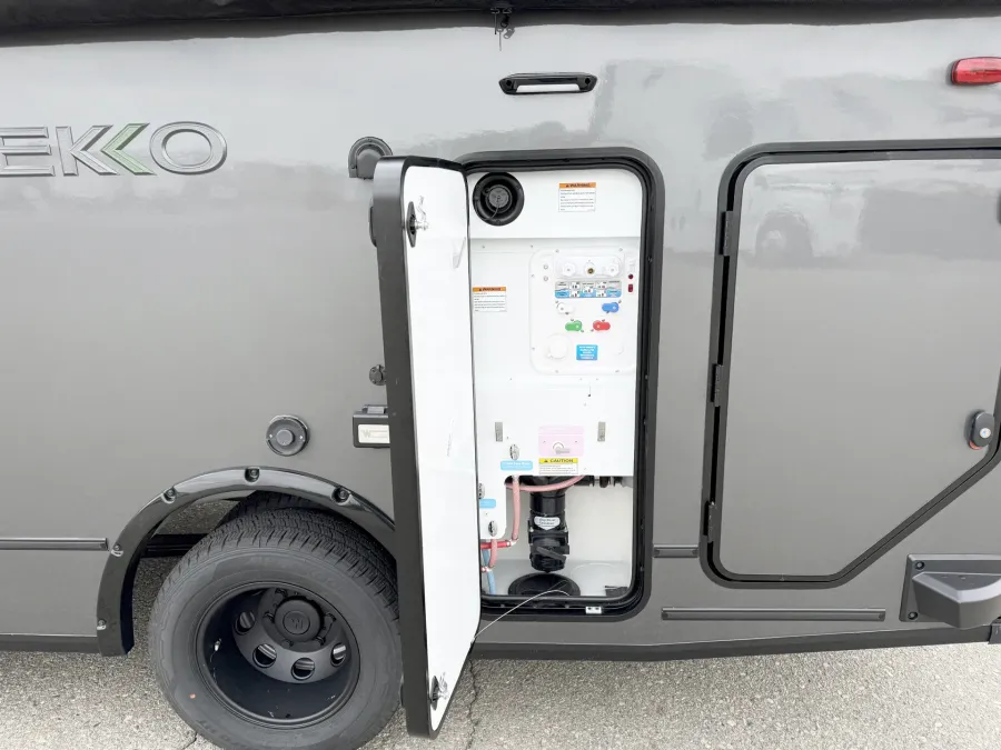 2027 Winnebago EKKO 22A | Photo 22 of 23