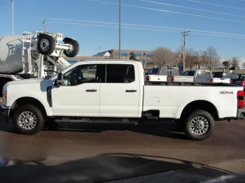 2024 Ford Super Duty F-350 XLT