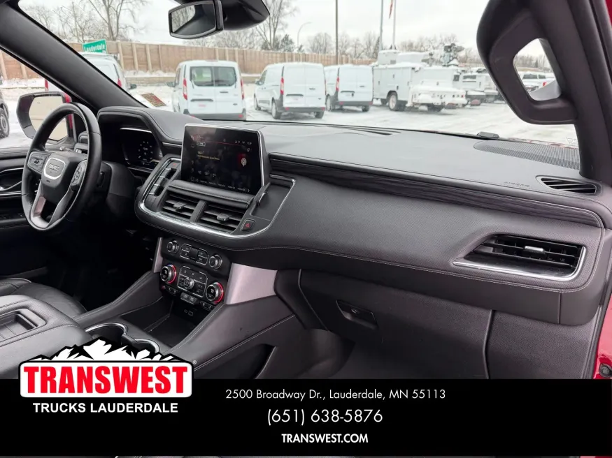 2024 GMC Yukon XL SLT | Photo 20 of 22