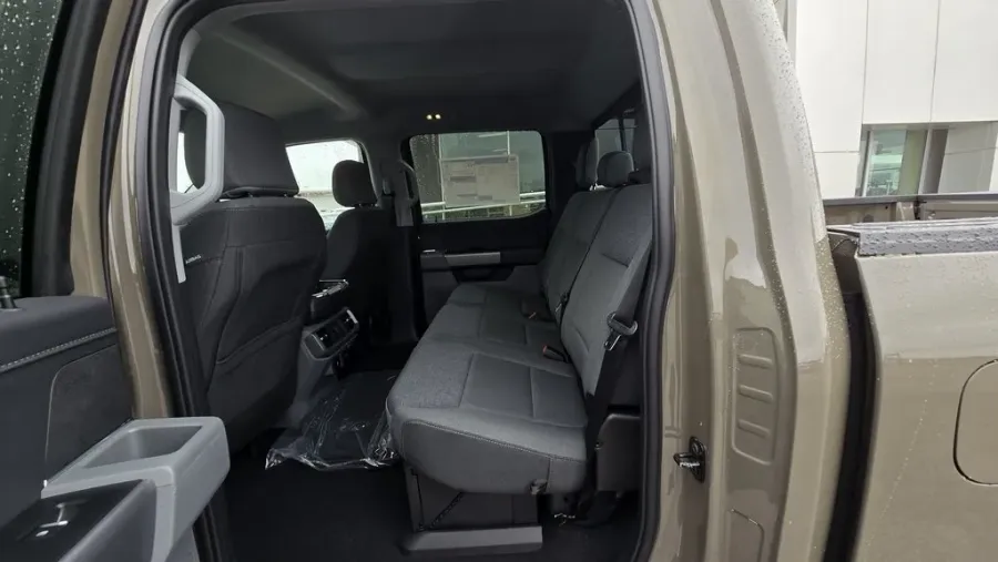 2025 Ford F-150 | Photo 27 of 29