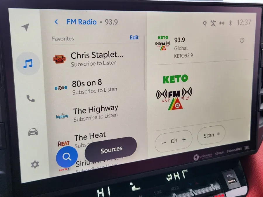 2023 Toyota Tundra 4WD TRD Pro Hybrid | Photo 13 of 22