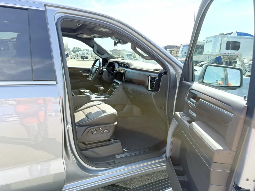 2024 GMC Sierra 1500 Denali | Photo 21 of 24