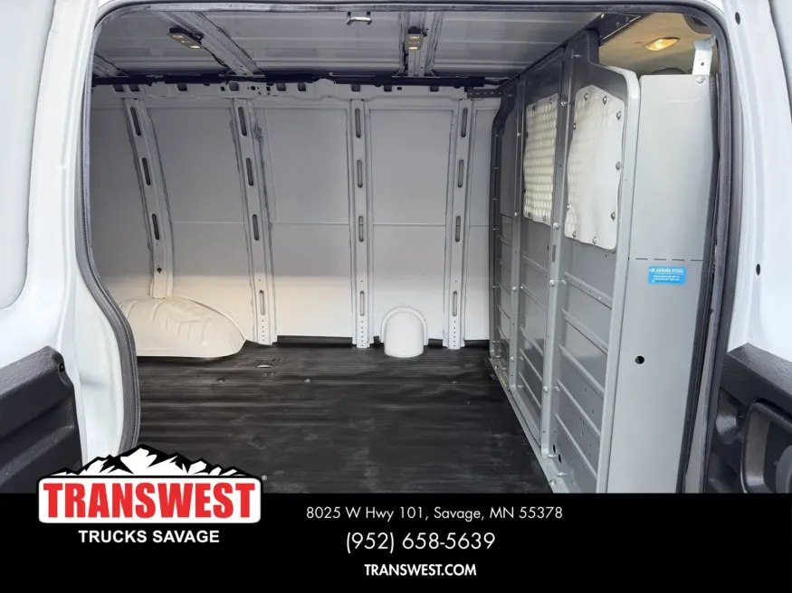 2021 Chevrolet Express | Photo 4 of 18